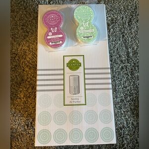 Brand new Scentsy Air Purifier with pods